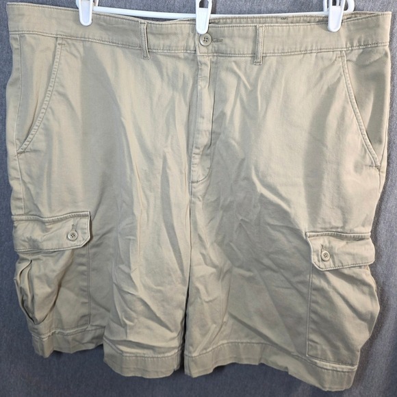 St. John's Bay Other - Buying St Johns Bay Cargo Shorts Mens 44 Tan Getting Free 44x30 Levi Dockers